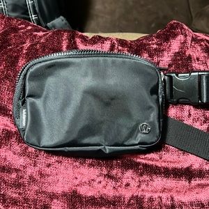 Lululemon belt bag